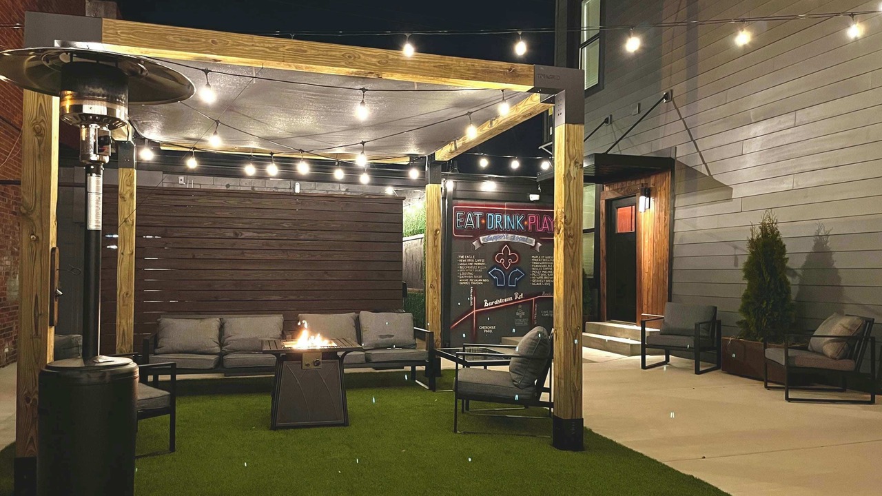 Photo of Patio Balcony in Cherokee Triangle