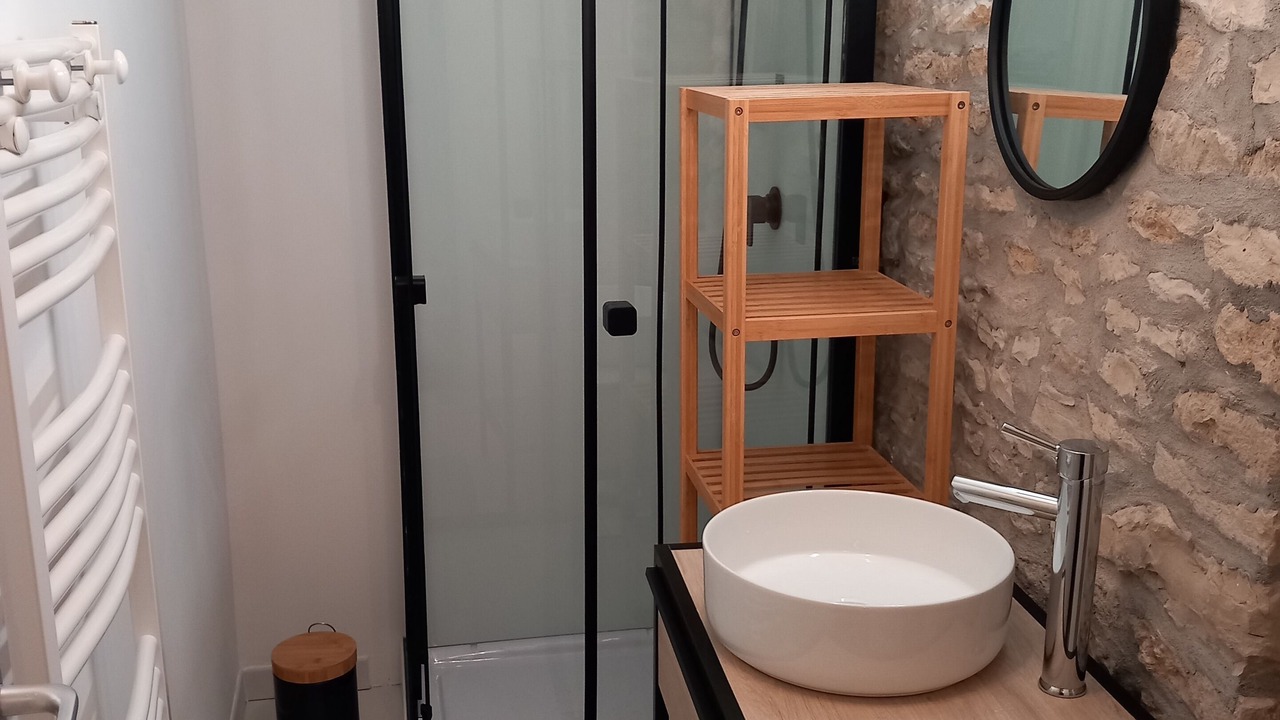 Photo of Bathroom in Taugon