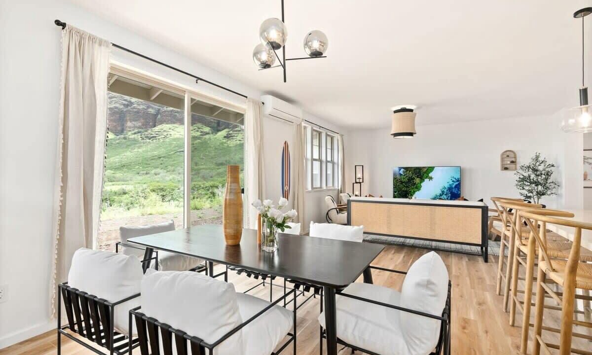 Photo of Others in Makaha Valley