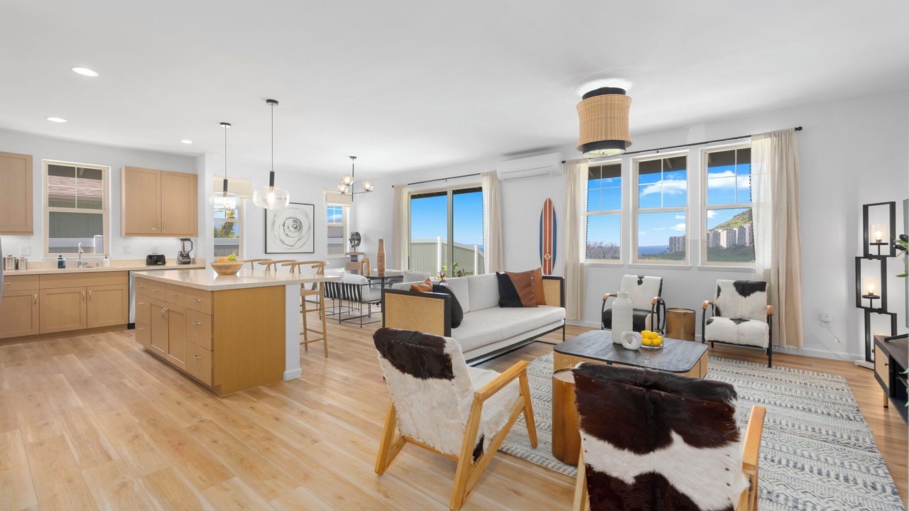 Photo of Livingroom in Makaha Valley