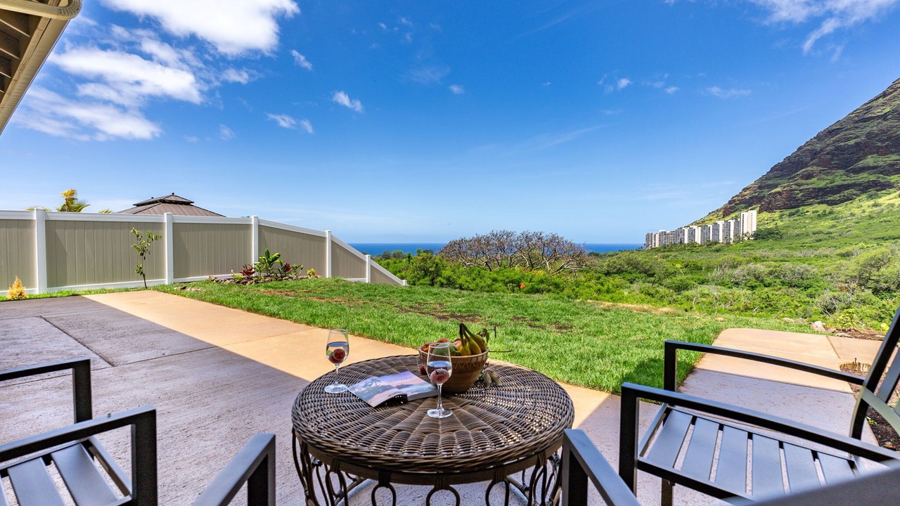 Photo of Patio Balcony in Makaha Valley
