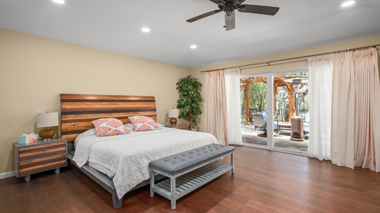 Photo of Bedroom in Volente