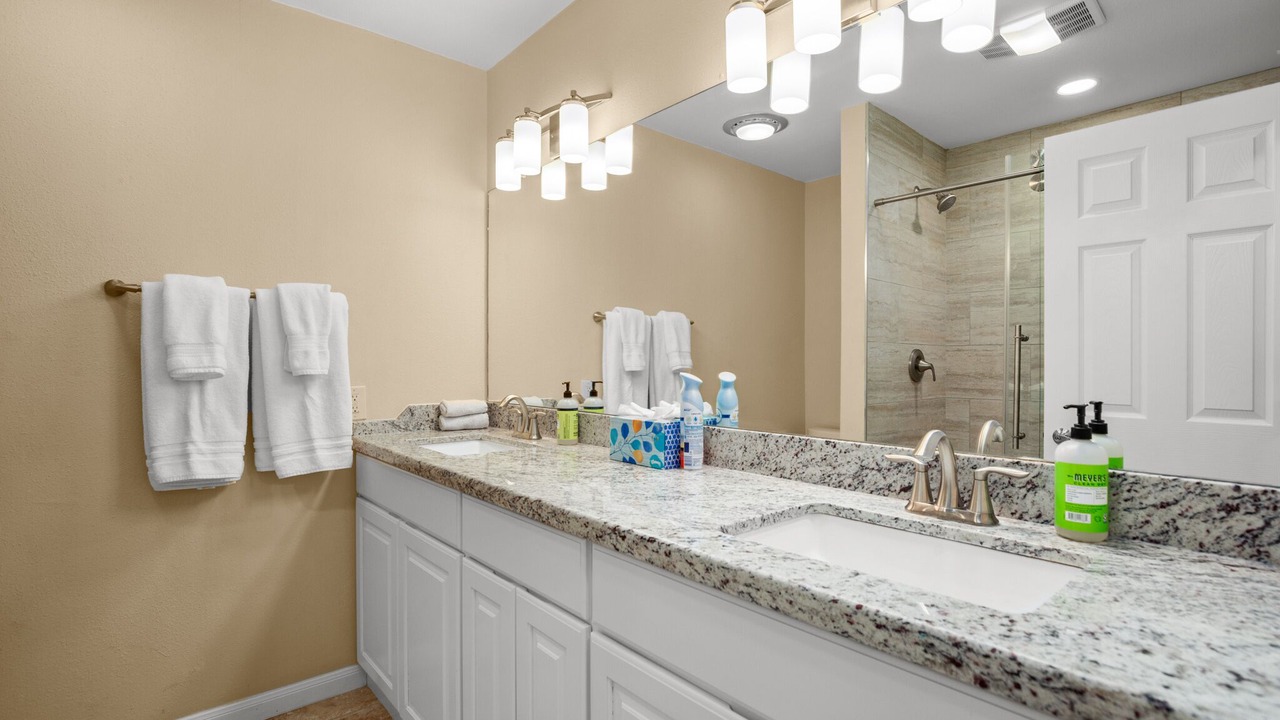 Photo of Bathroom in Volente
