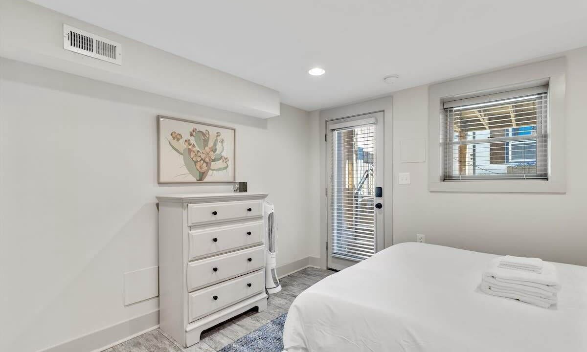 Photo of Bedroom in Bloomingdale