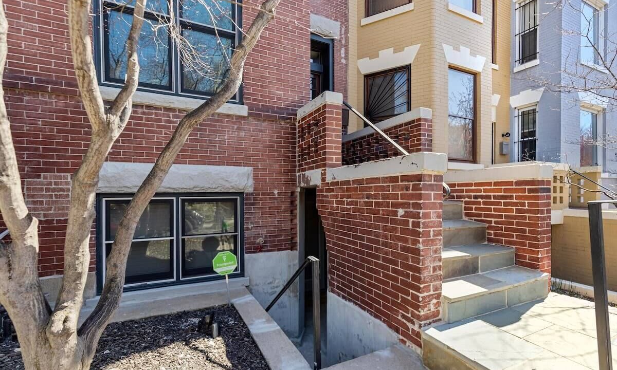 Photo of Outdoor in Bloomingdale