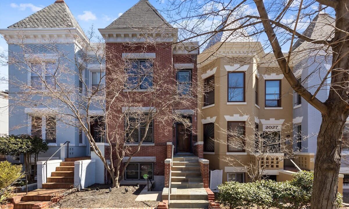 Photo of Outdoor in Bloomingdale