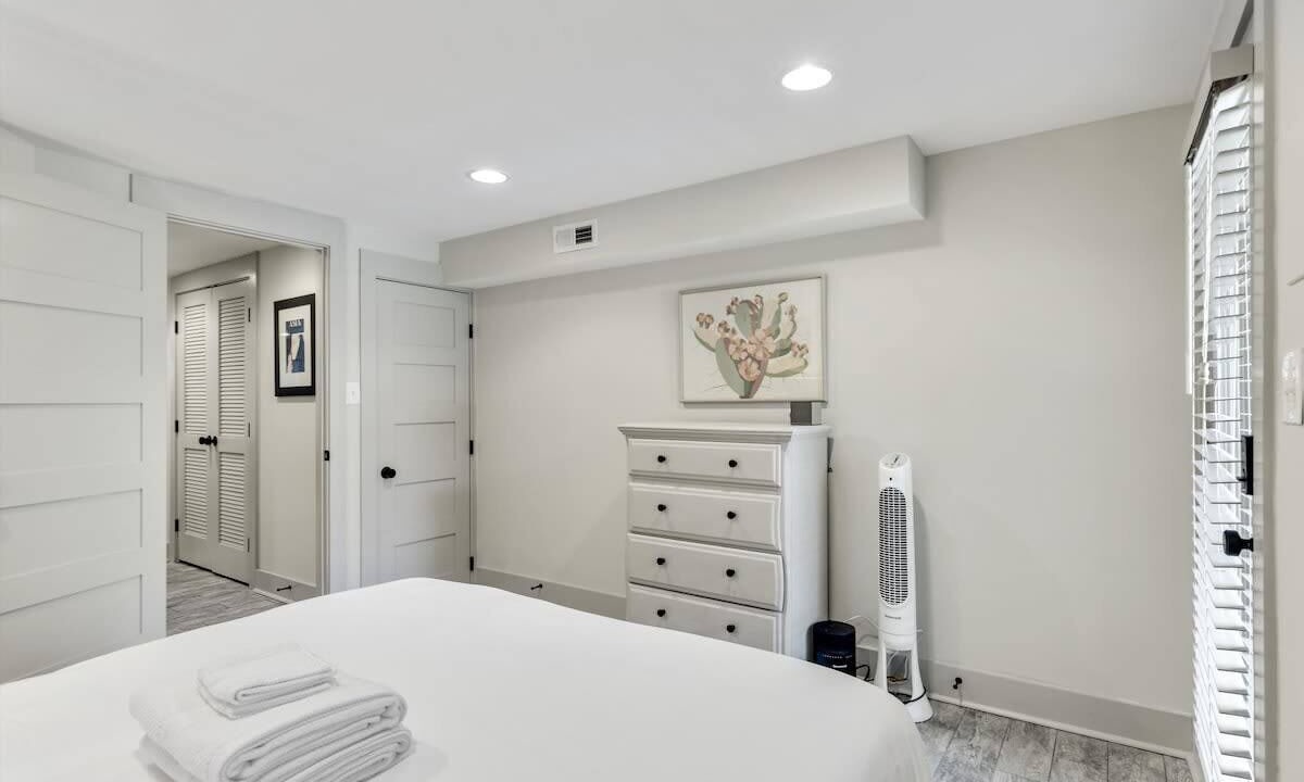 Photo of Bedroom in Bloomingdale