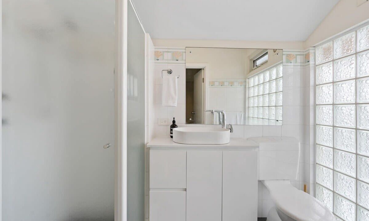 Photo of Bathroom in Hayborough