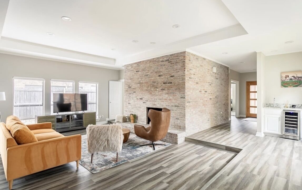 Photo of Livingroom in Southwest Carrollton