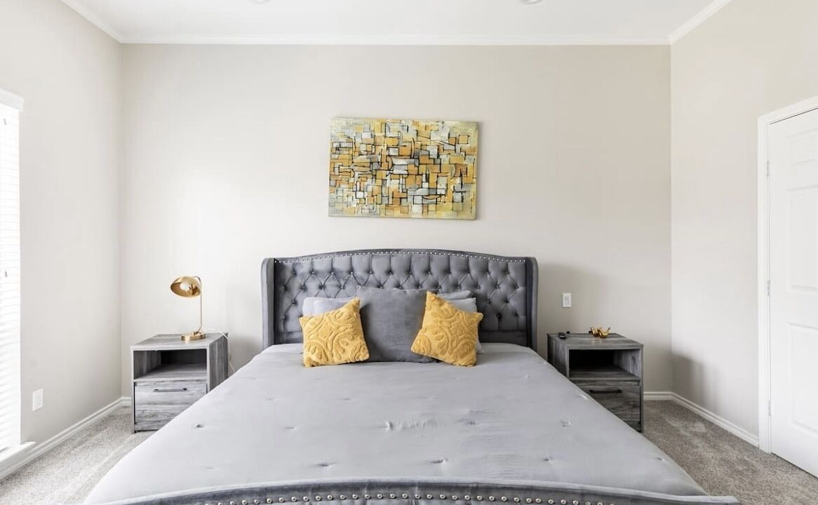 Photo of Bedroom in Southwest Carrollton