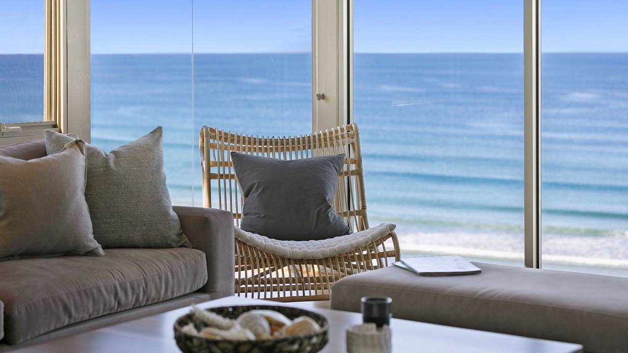 Photo of Livingroom in Eastern View