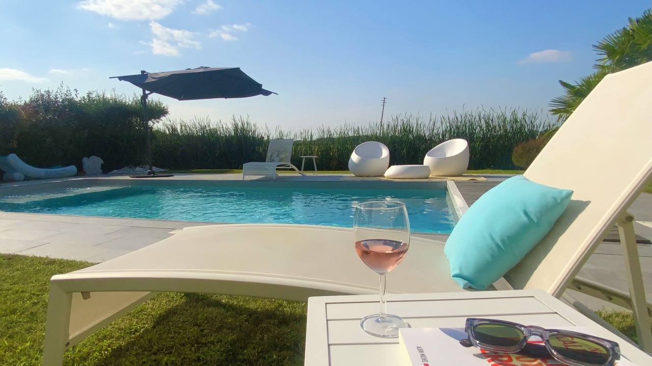Photo of Outdoor in Merville