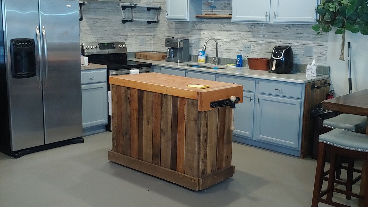 Photo of Kitchen in Sylvan Beach