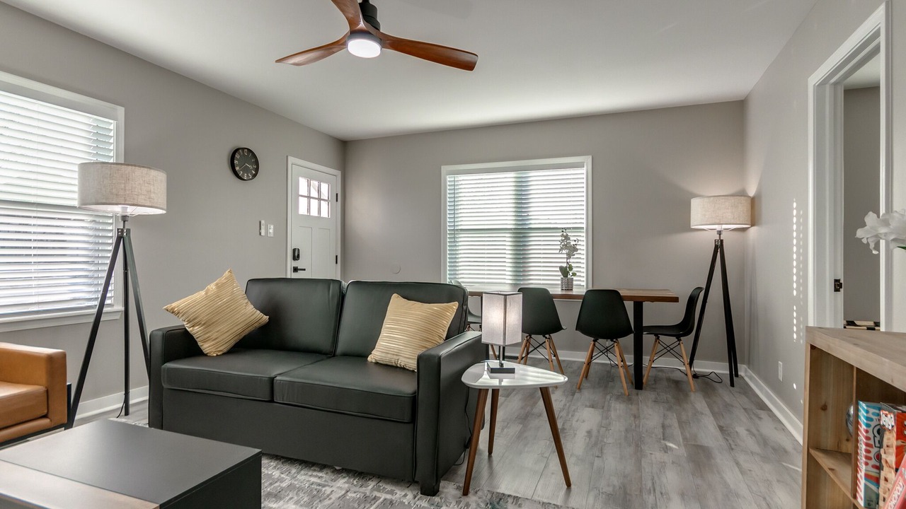 Photo of Livingroom in Bartlesville