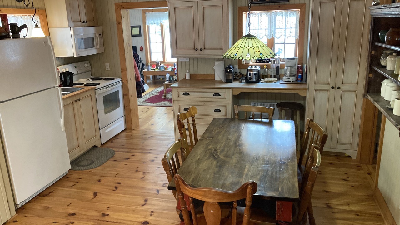 Photo of Kitchen in Cheneville
