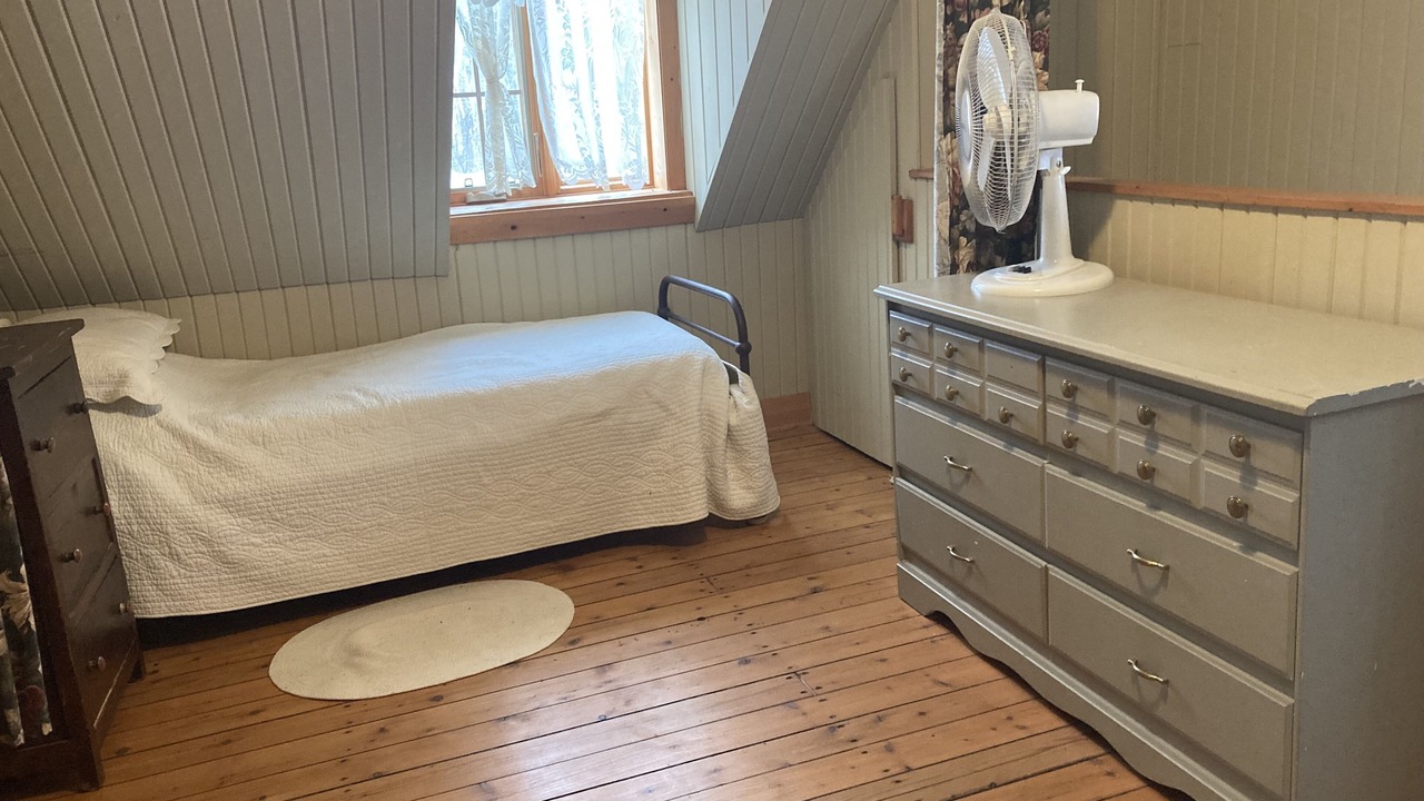 Photo of Bedroom in Cheneville
