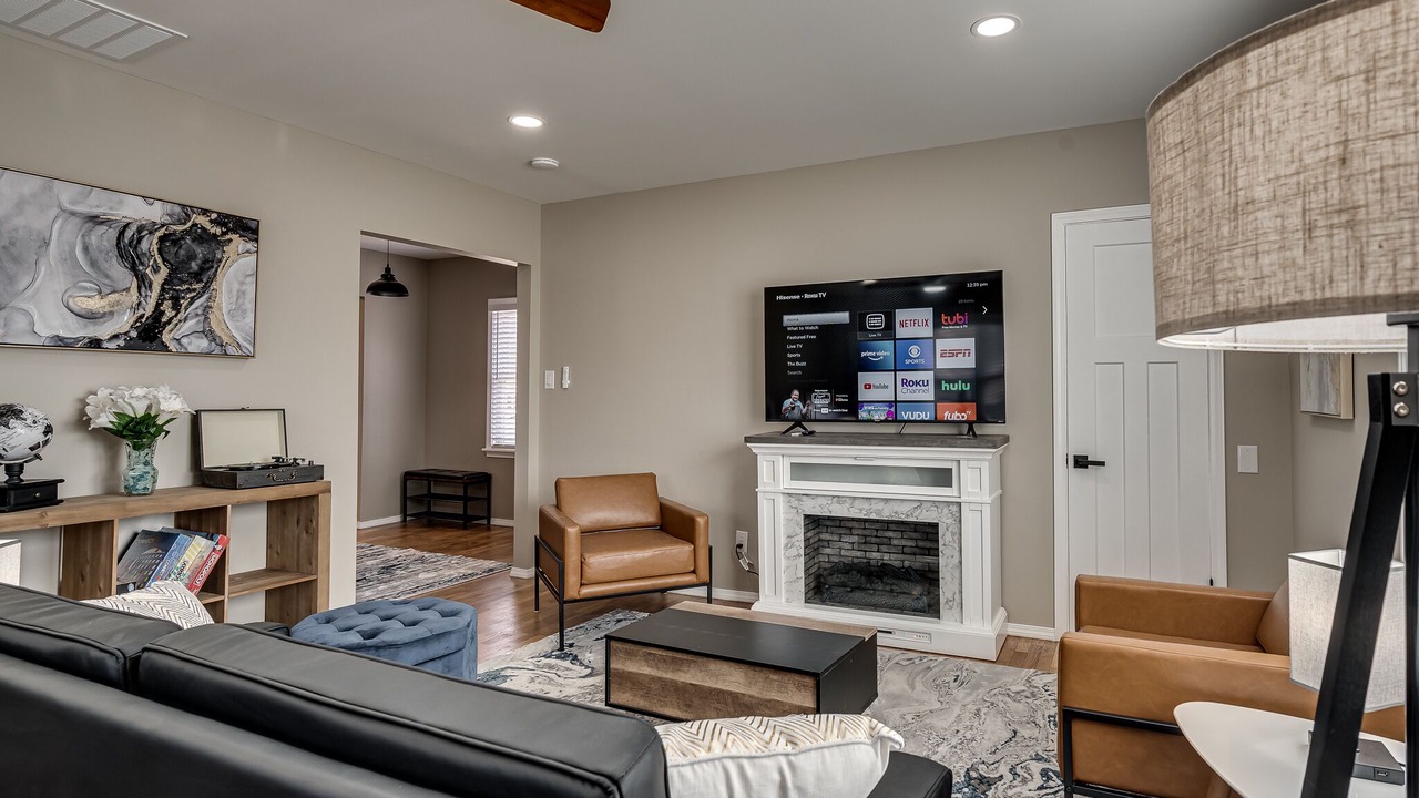Photo of Livingroom in Bartlesville