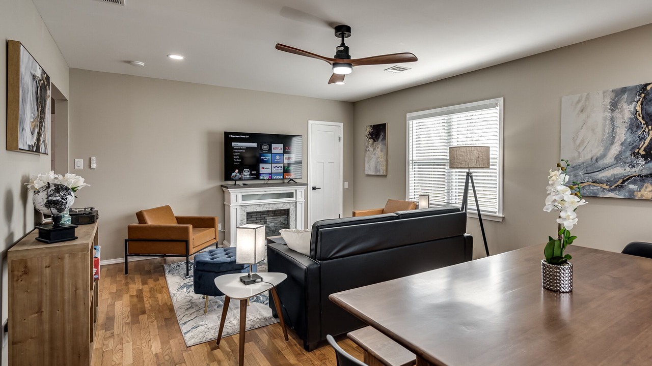 Photo of Livingroom in Bartlesville