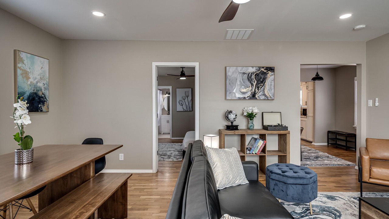 Photo of Livingroom in Bartlesville