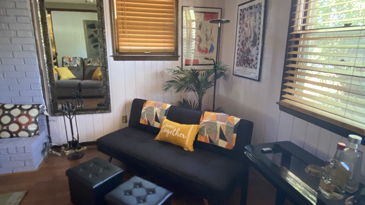 Photo of Bedroom in Addison Heights