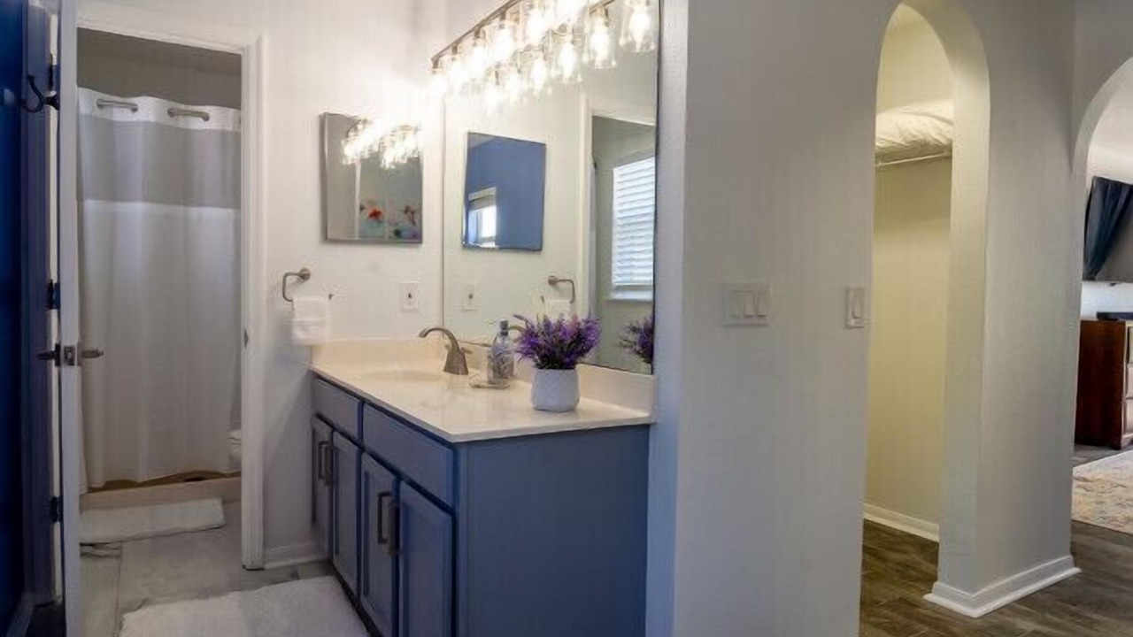 Photo of Bathroom in Wesley Chapel South