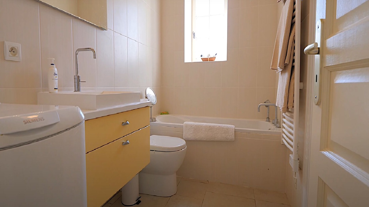 Photo of Bathroom in Salles