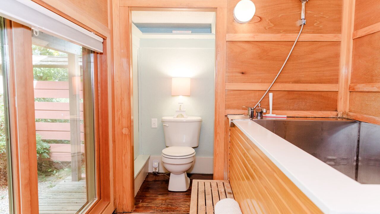 Photo of Bathroom in Kingsport