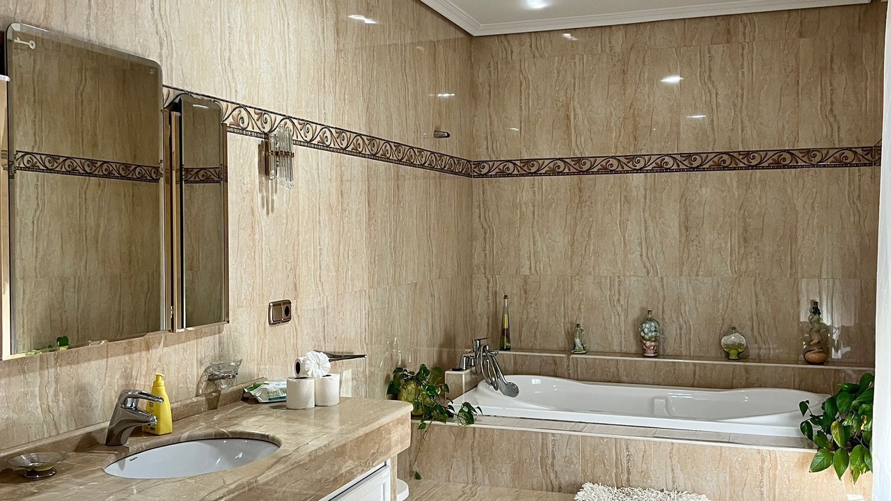 Photo of Bathroom in Montequinto