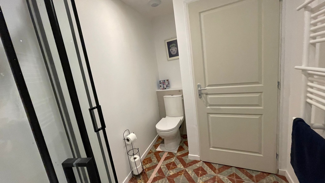 Photo of Bathroom in Saint-Jean-de-Vaux