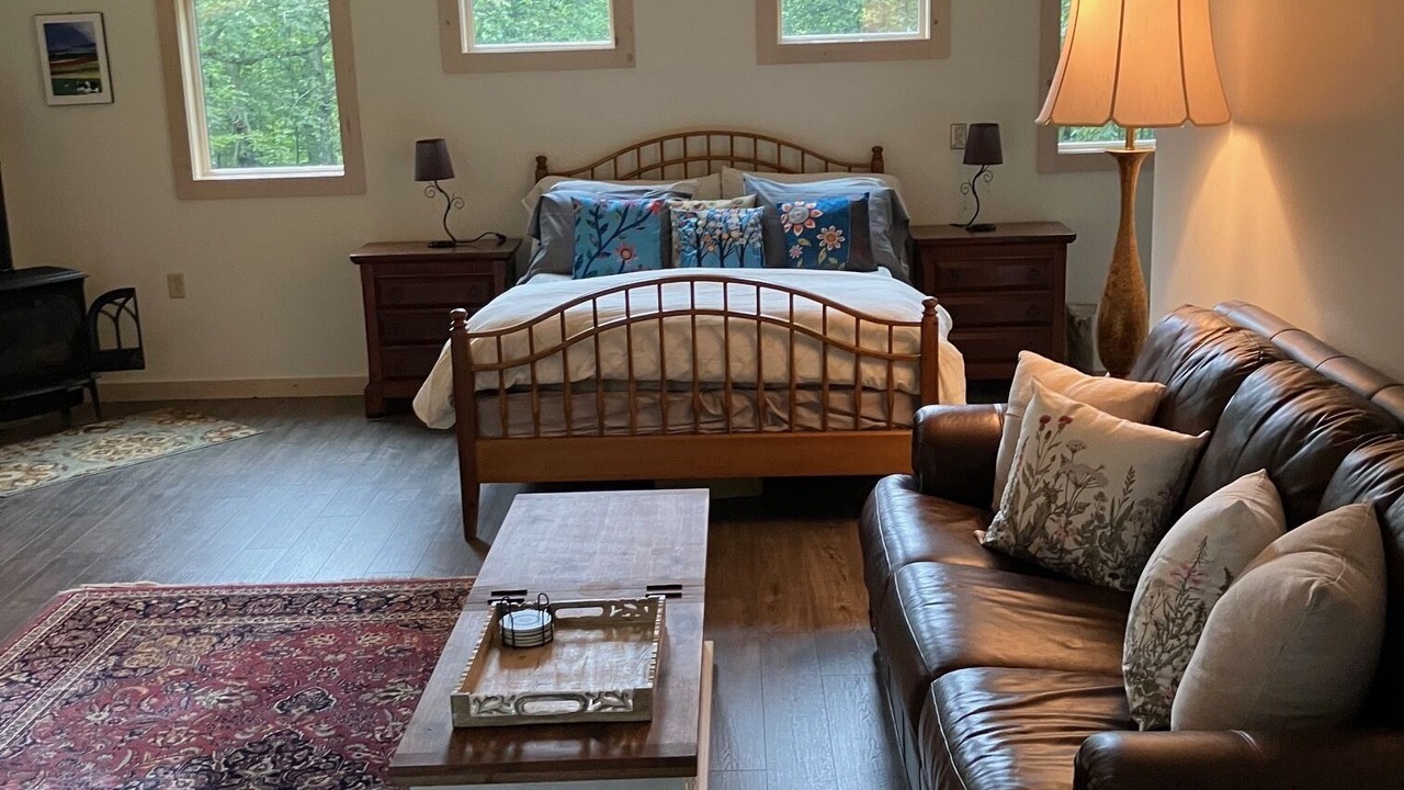 Photo of Livingroom in North Ferrisburgh