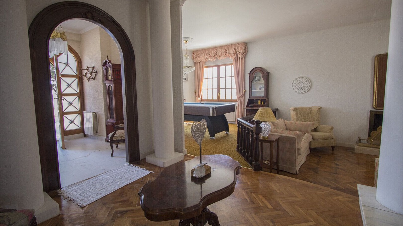Photo of Bedroom in Alcover
