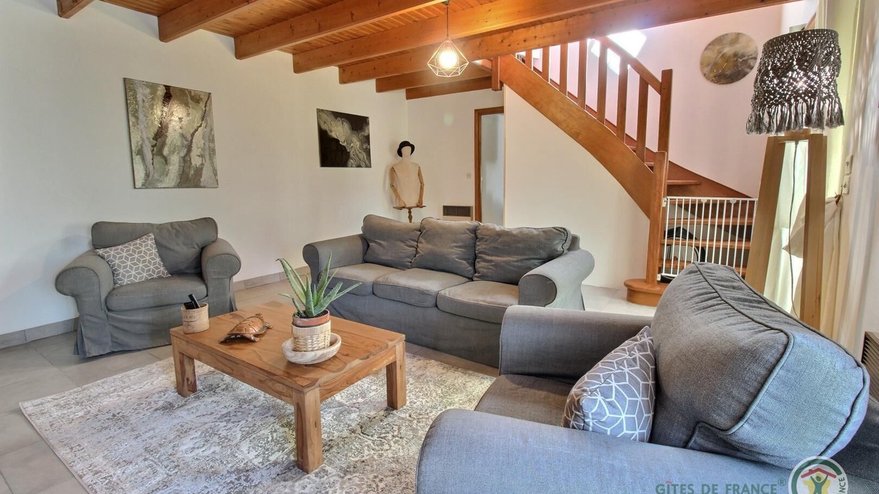 Photo of Livingroom in Guingamp-Paimpol Armor-Argoat Agglomeration