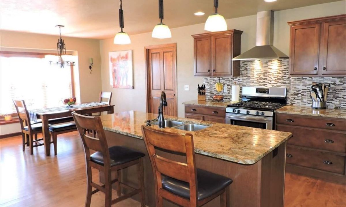 Photo of Kitchen in Butte Des Morts