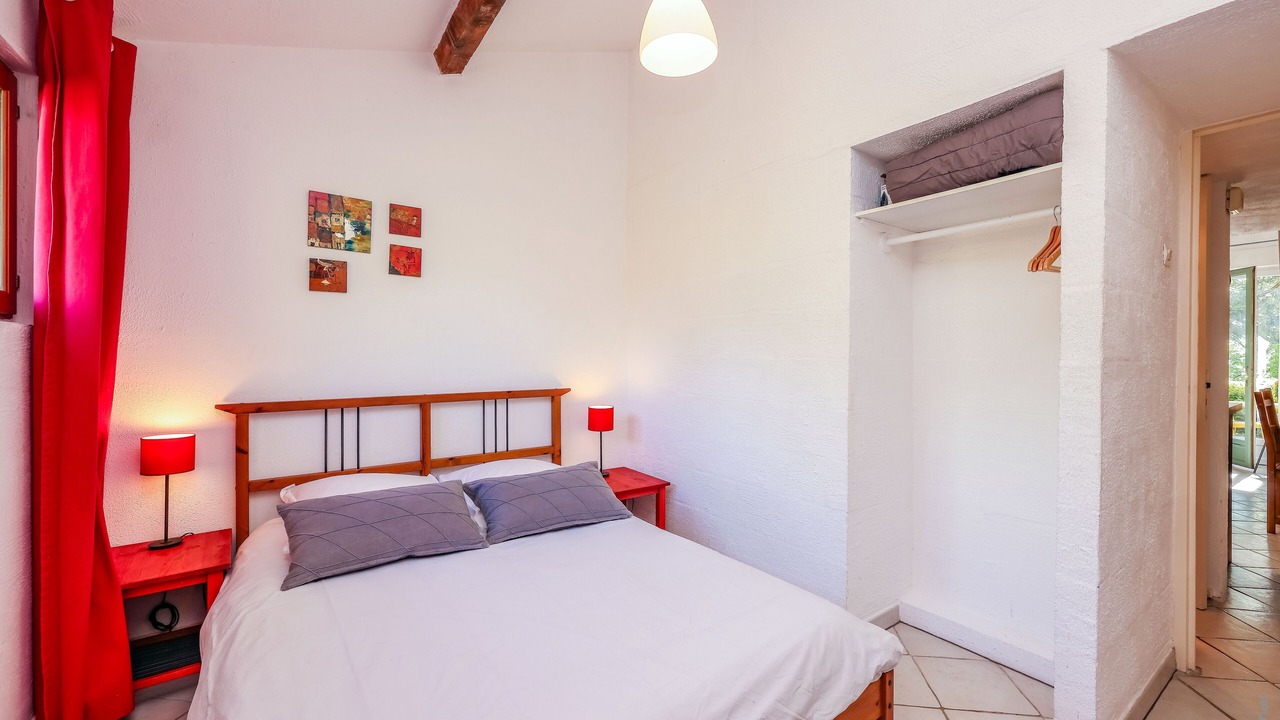Photo of Bedroom in Gaillac