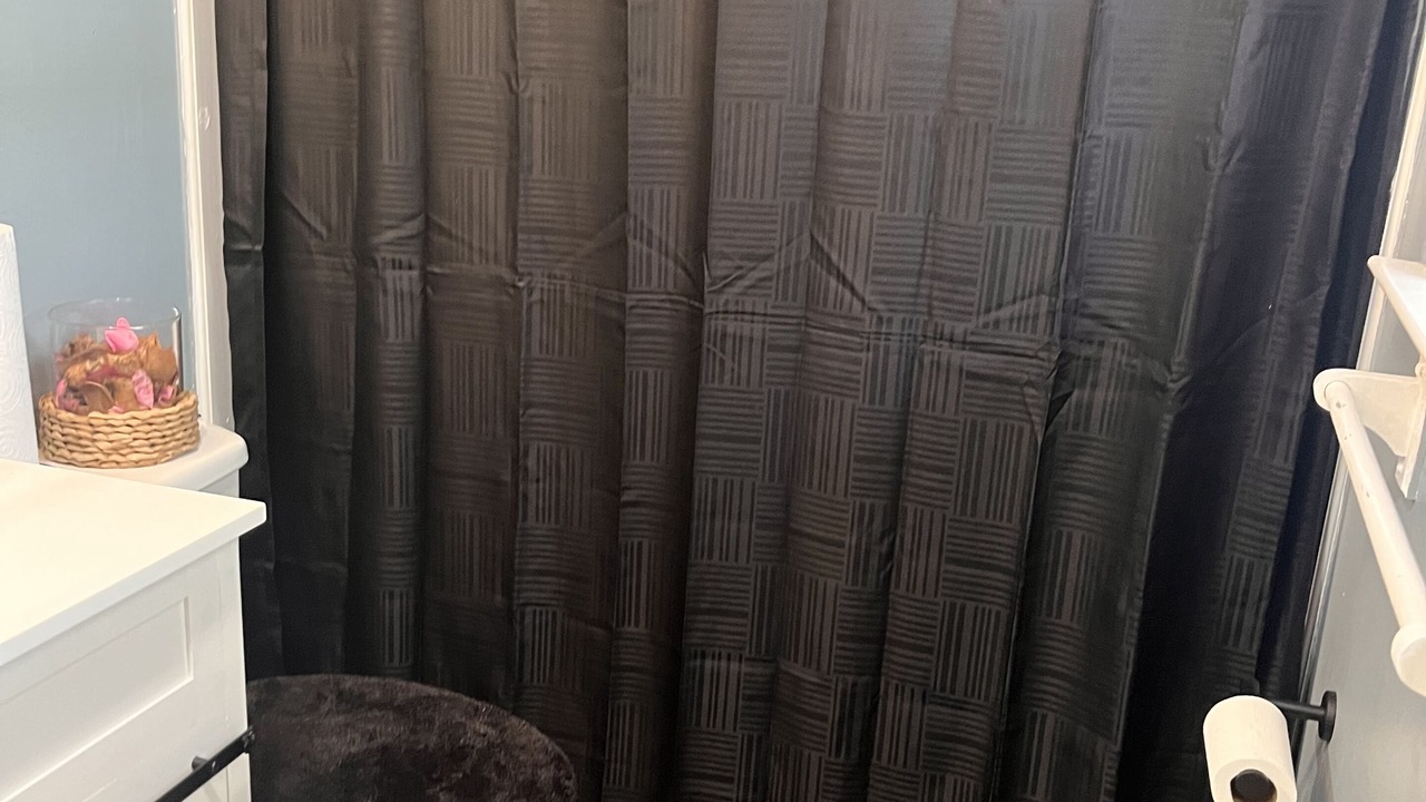 Photo of Bathroom in Kingsland