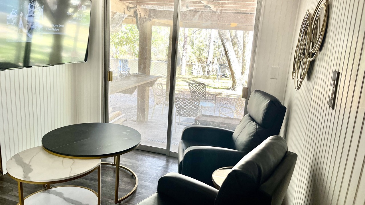 Photo of Others in Kingsland