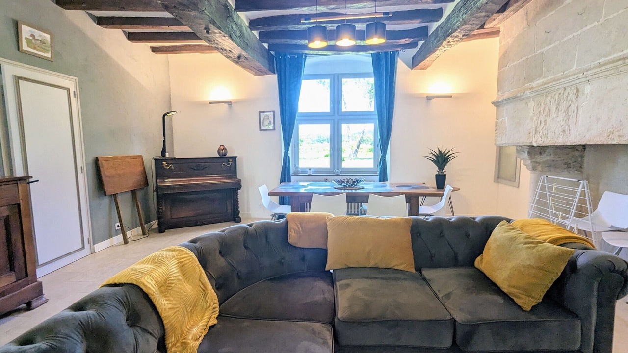 Photo of Livingroom in Douadic