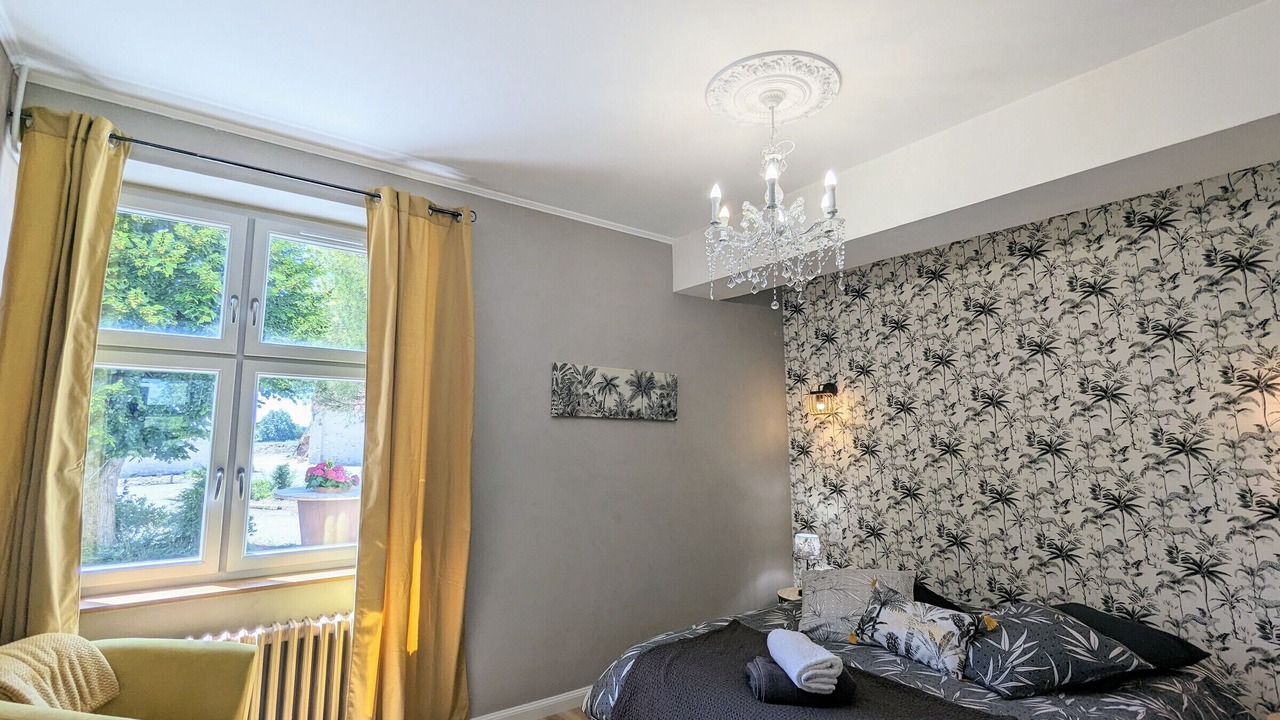 Photo of Bedroom in Douadic