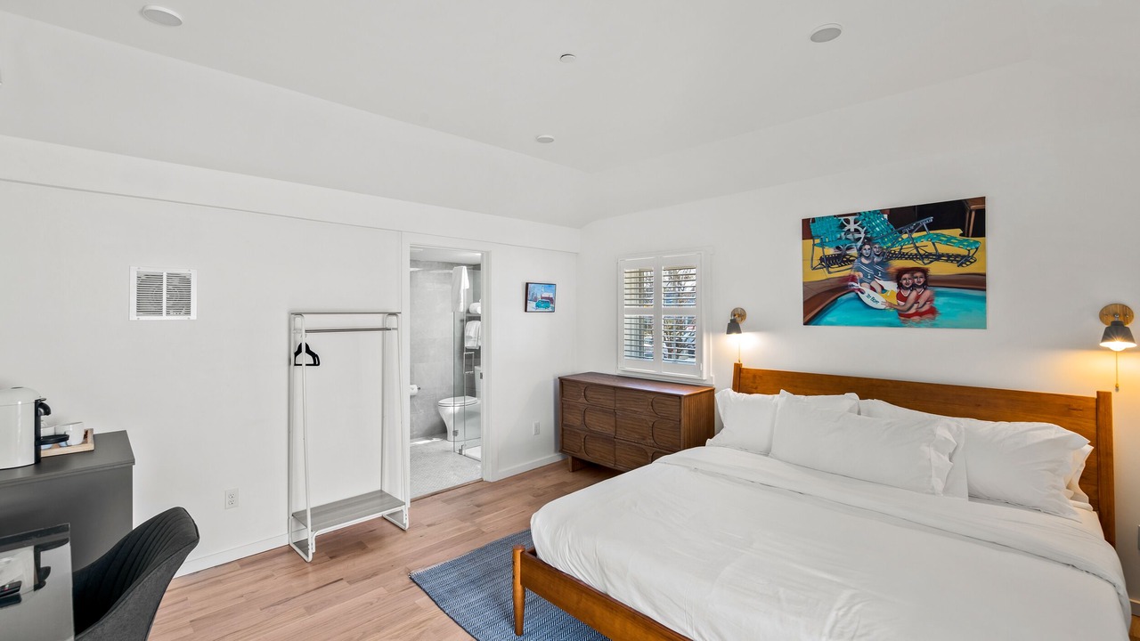 Photo of Bedroom in North Downtown