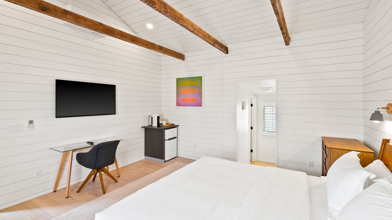 Photo of Bedroom in North Downtown