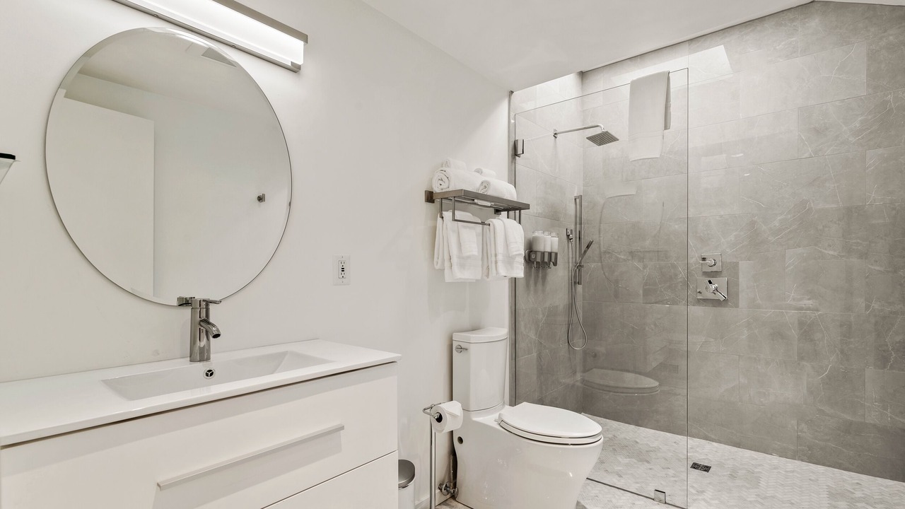Photo of Bathroom in North Downtown