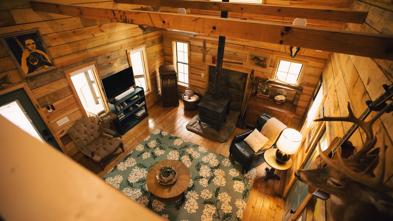 Photo of Livingroom in Dahlonega
