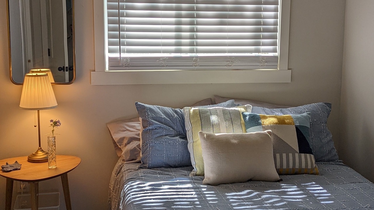Photo of Bedroom in Whitestone