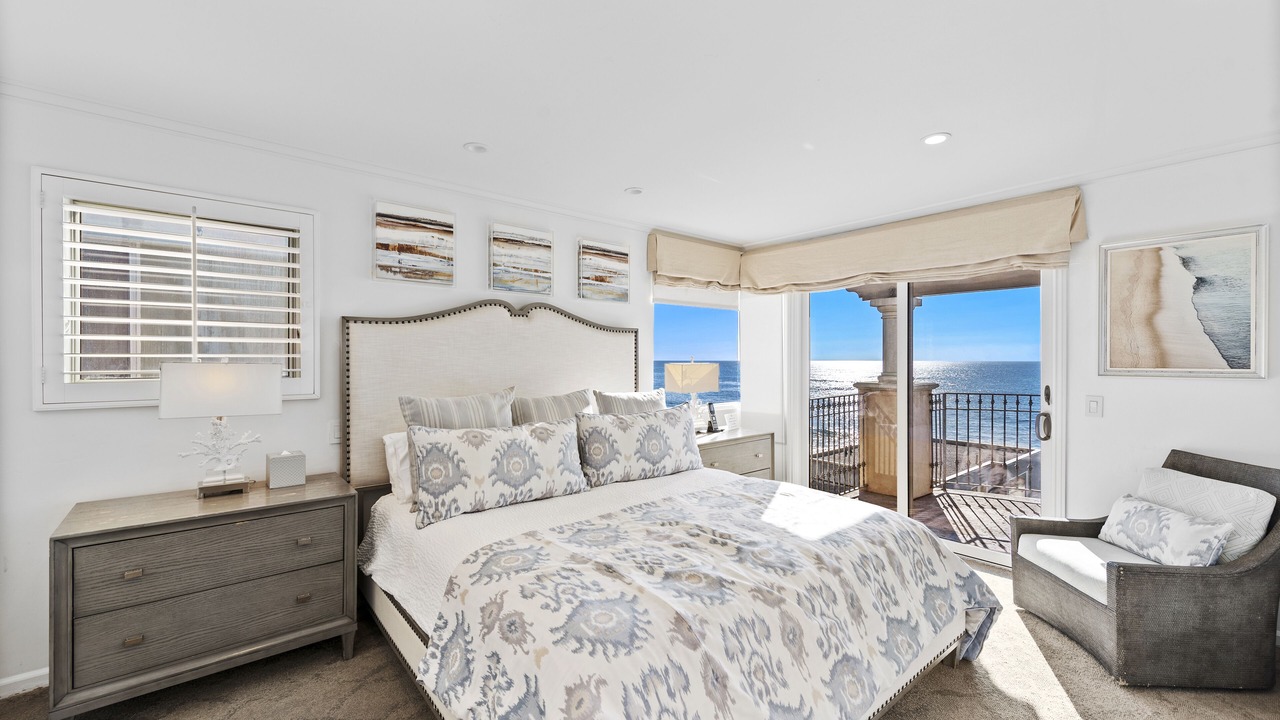 Photo of Bedroom in Laguna Beach