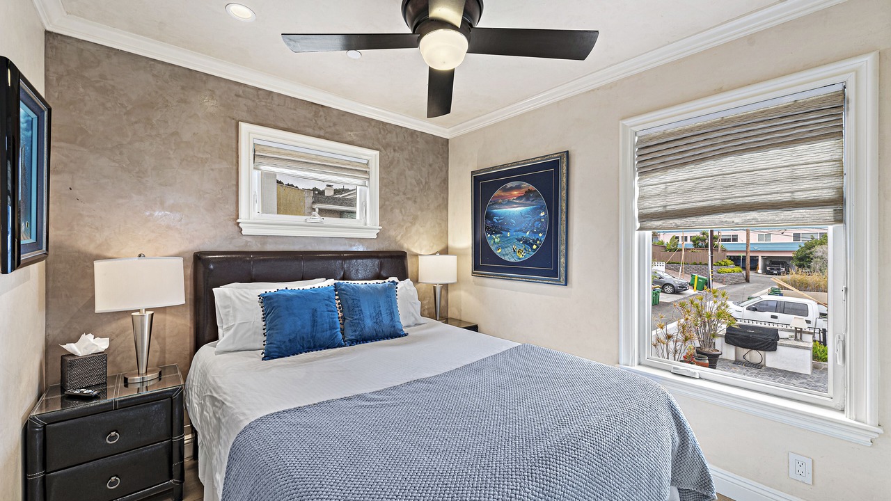 Photo of Bedroom in Laguna Beach