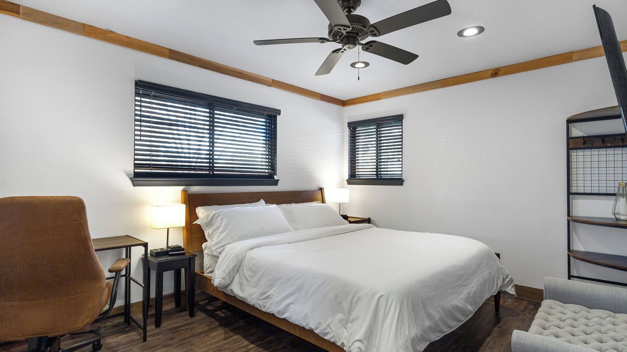 Photo of Bedroom in Madison Heights