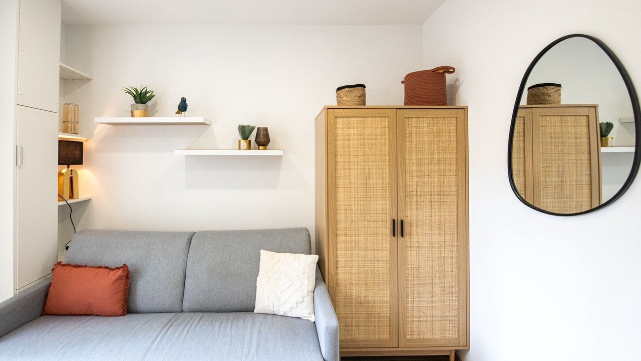 Photo of Livingroom in Yves Farge - Le Fleuve