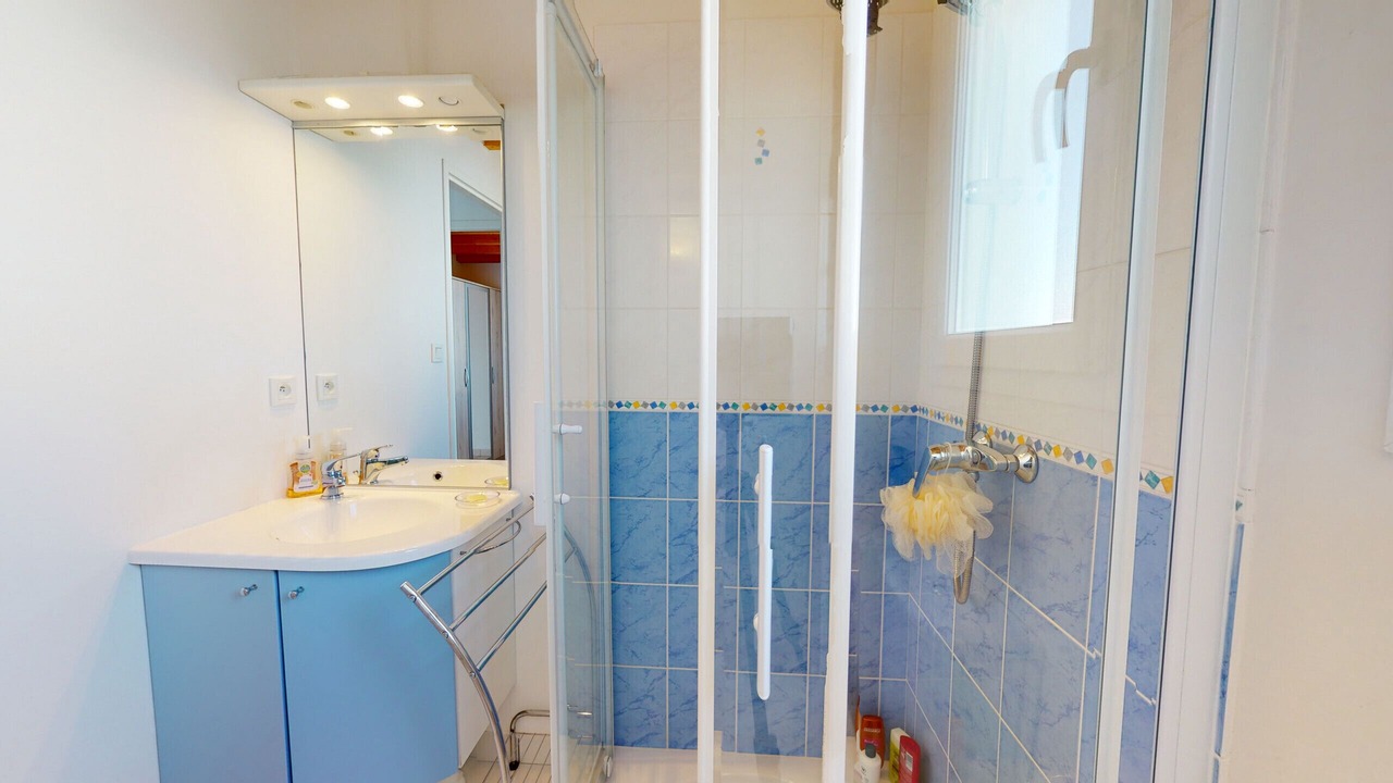 Photo of Bathroom in Saint-Gilles-Croix-de-Vie