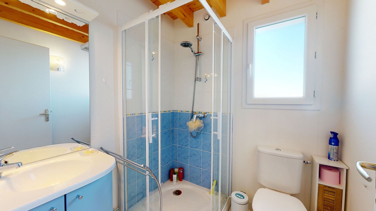 Photo of Bathroom in Saint-Gilles-Croix-de-Vie
