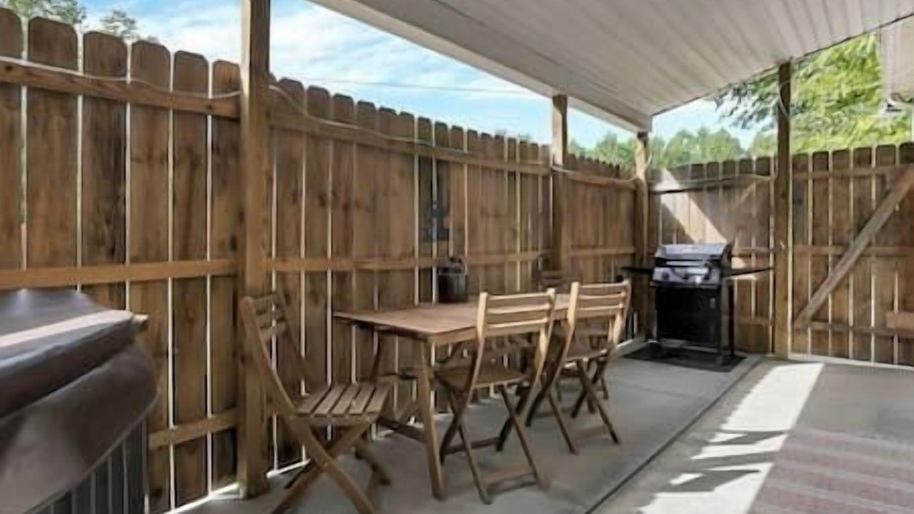 Photo of Outdoor in Ray